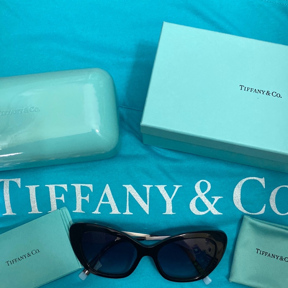 Tiffany sunglasses black and silver cat eye TF4158